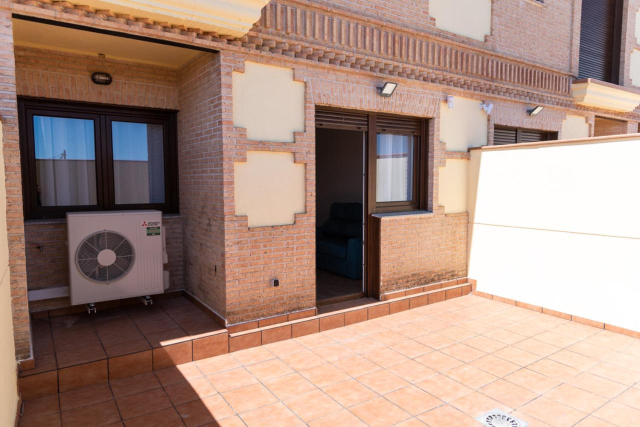 Apartamentos Hotel Carlos I Yuncos エクステリア 写真